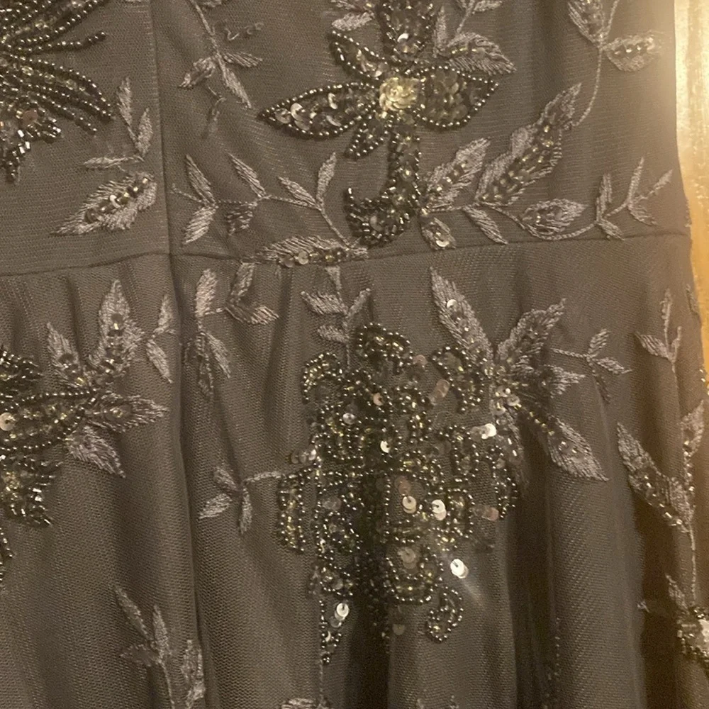 🎉Host Puck🎉 NWT Aidan Mattox Size 6 Charcoal with Sequins Gown - Picture 8 of 12